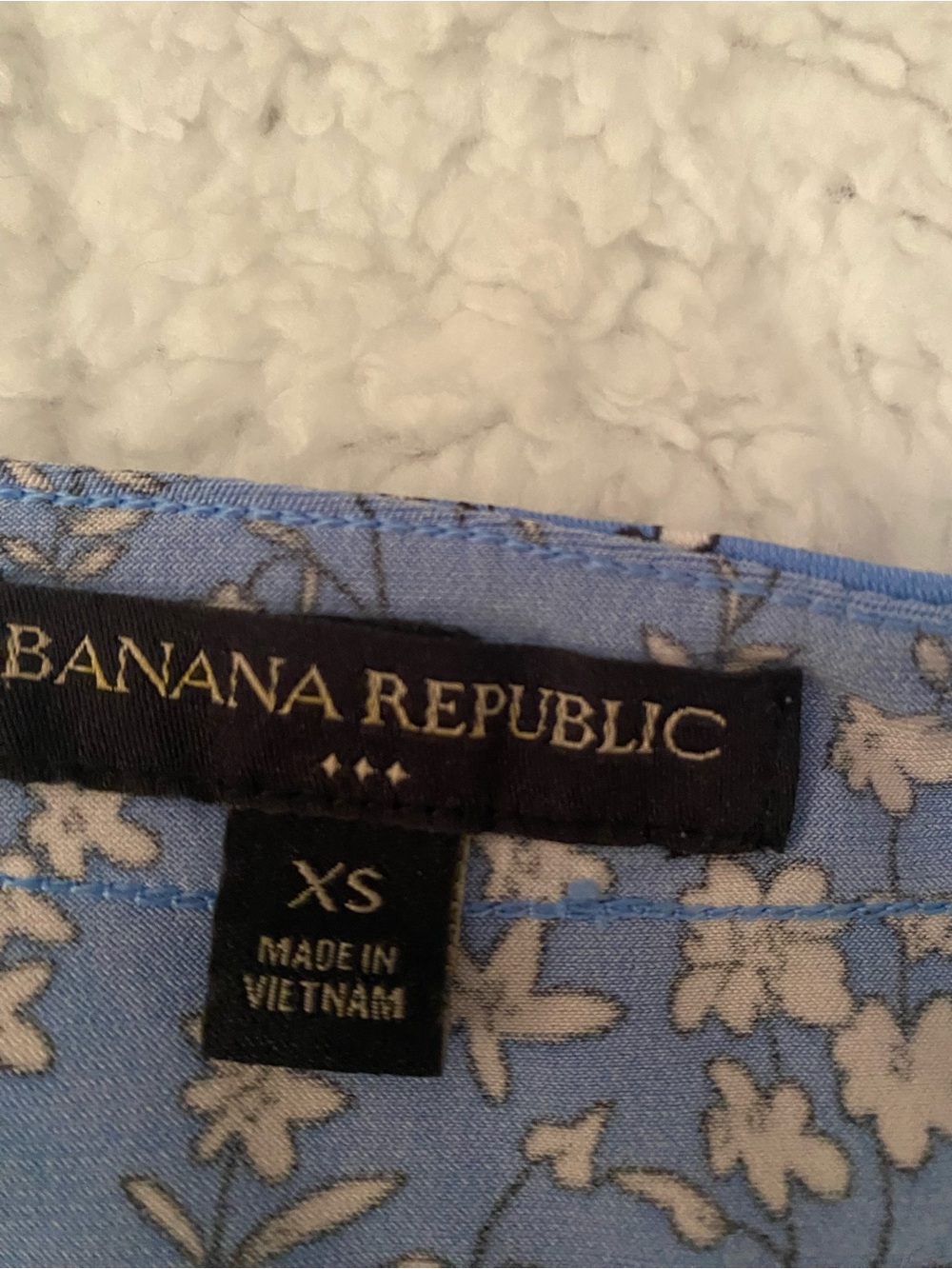 Banana Republic Blue Floral Long Sleeve Blouse - Picture 3 of 4